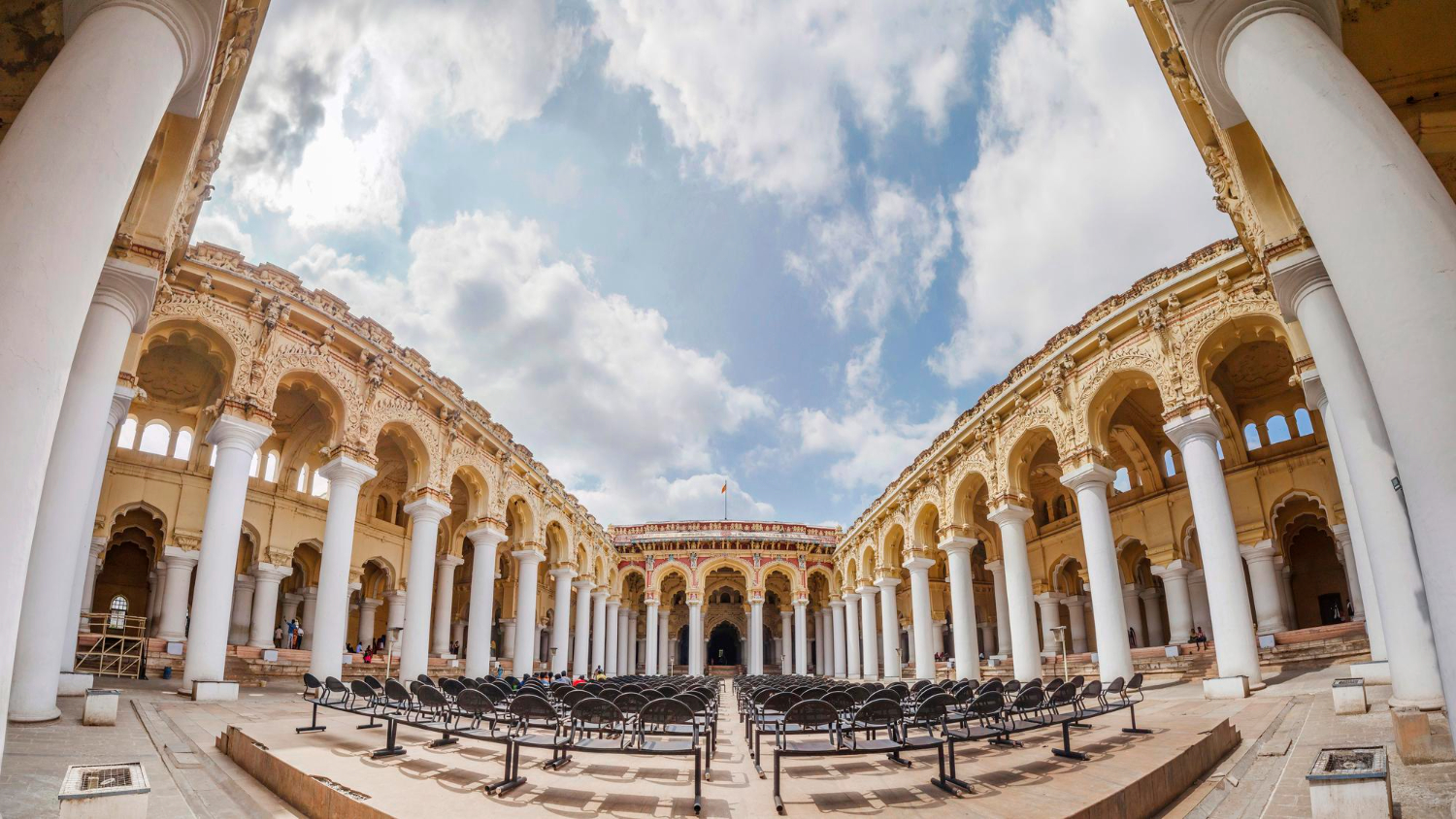 Munnar honeymoon tour package in Kerala by Jeni Jerin Tours and Travels