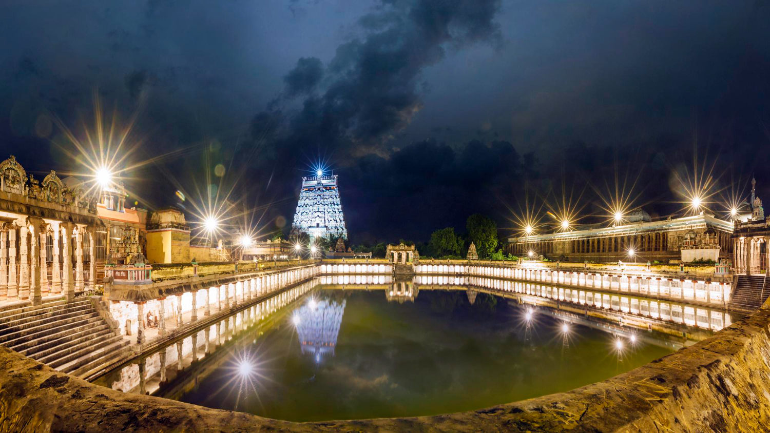 listing-details-carousel